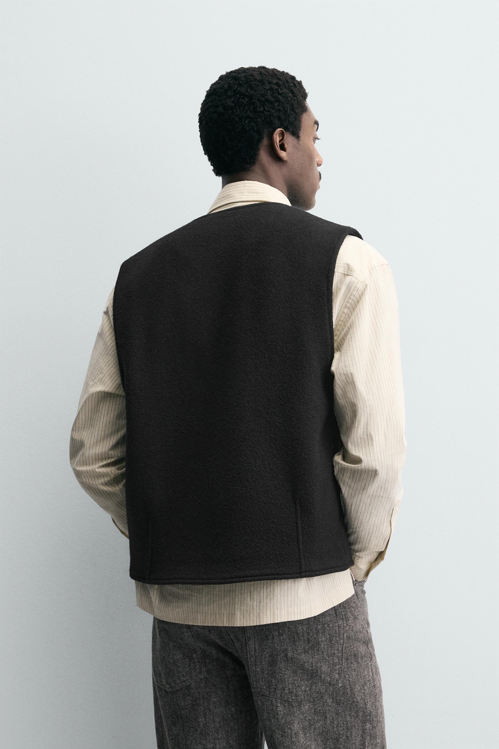 BOUCLÉ TEXTURE WOOL VEST